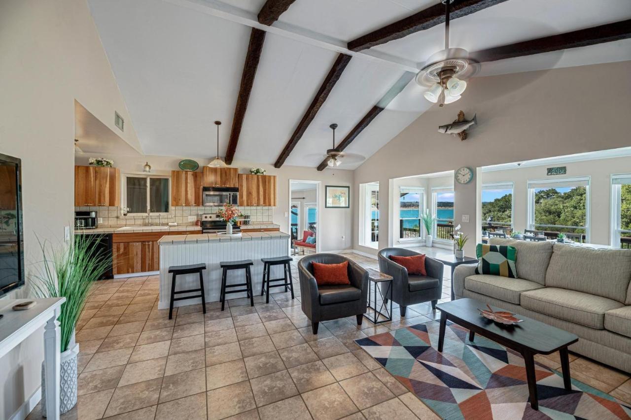 Bogi Villa Canyon Lake Exterior photo